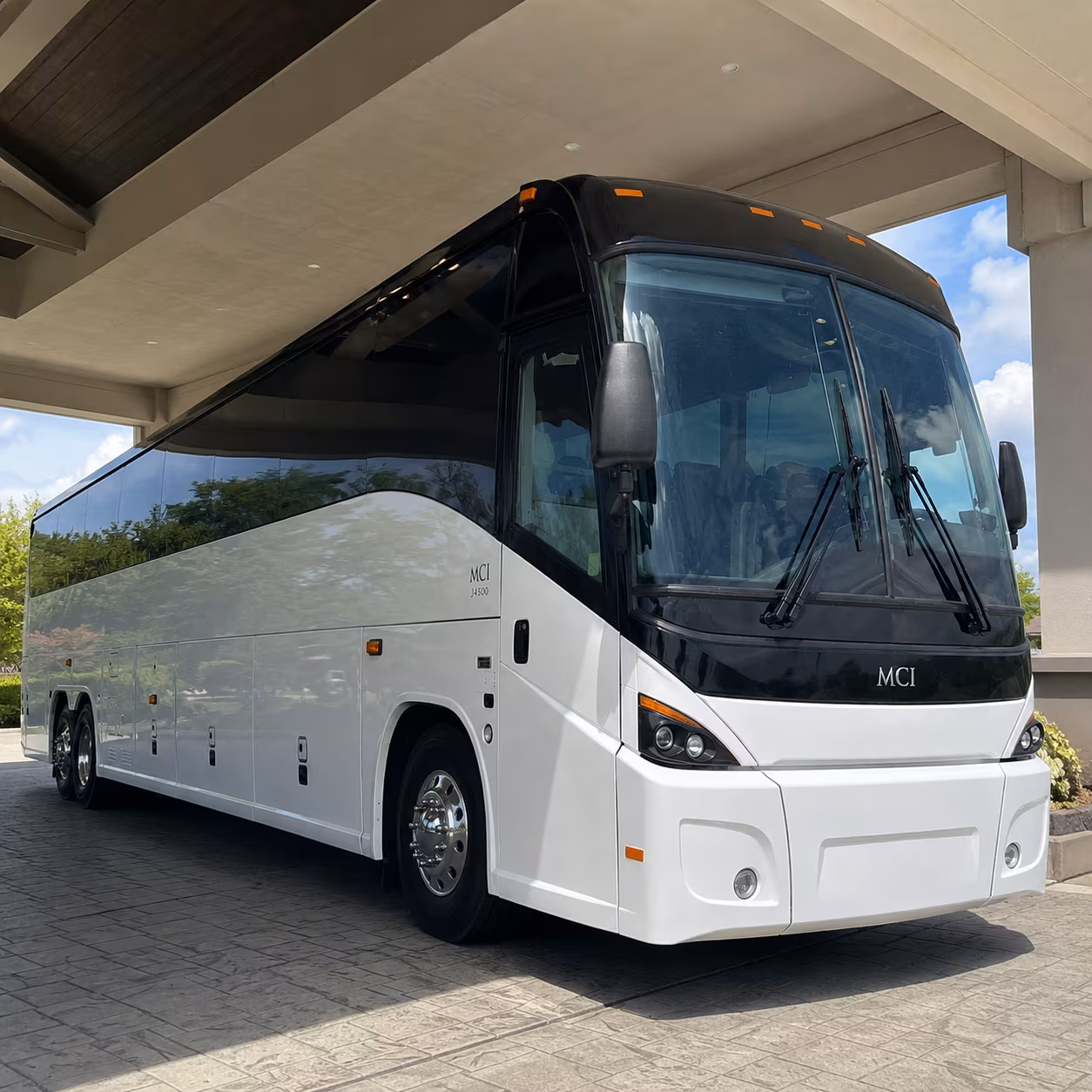 bus rental options for naples trips