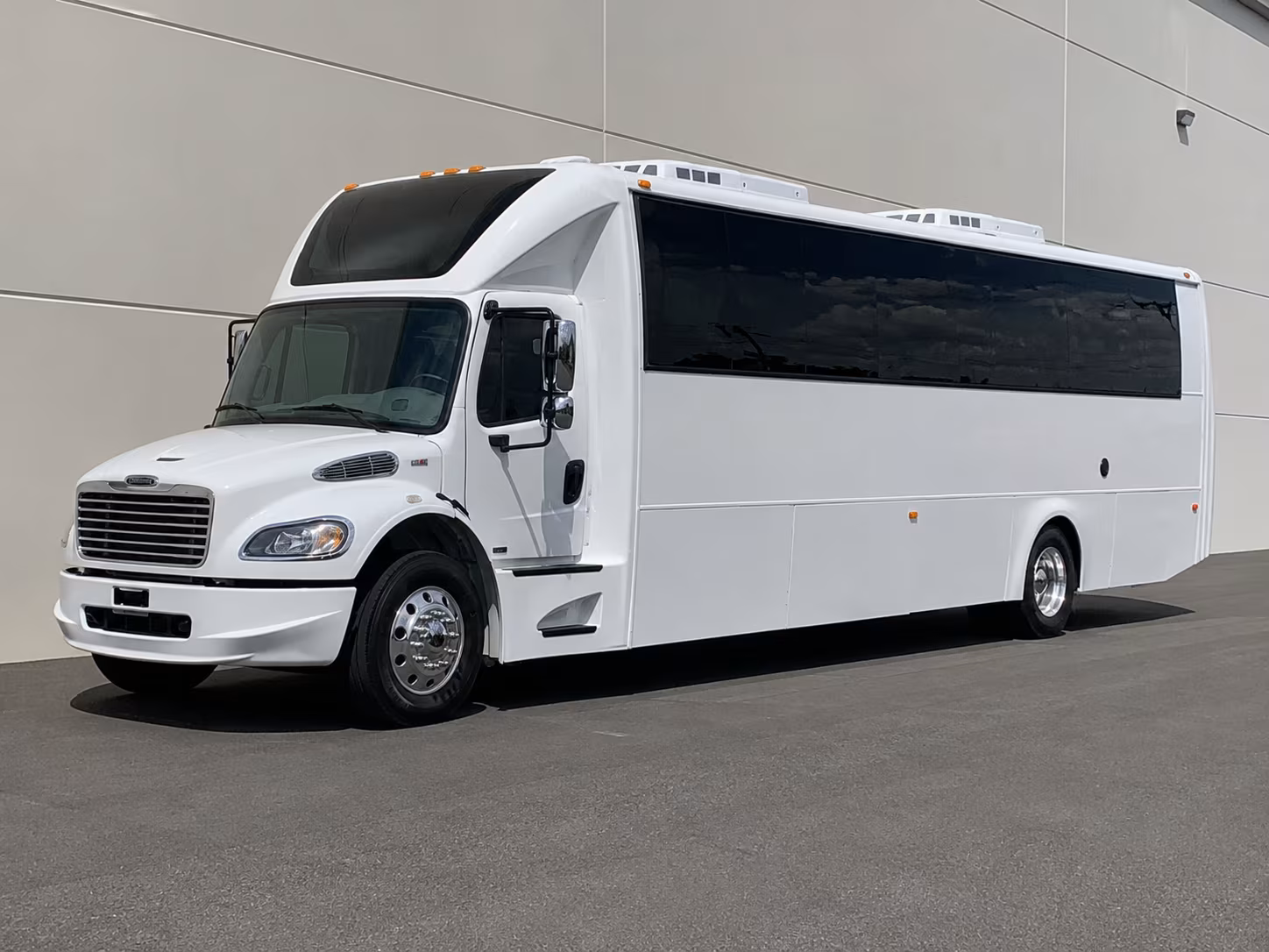 finding the right party bus for your naples prom group is easy