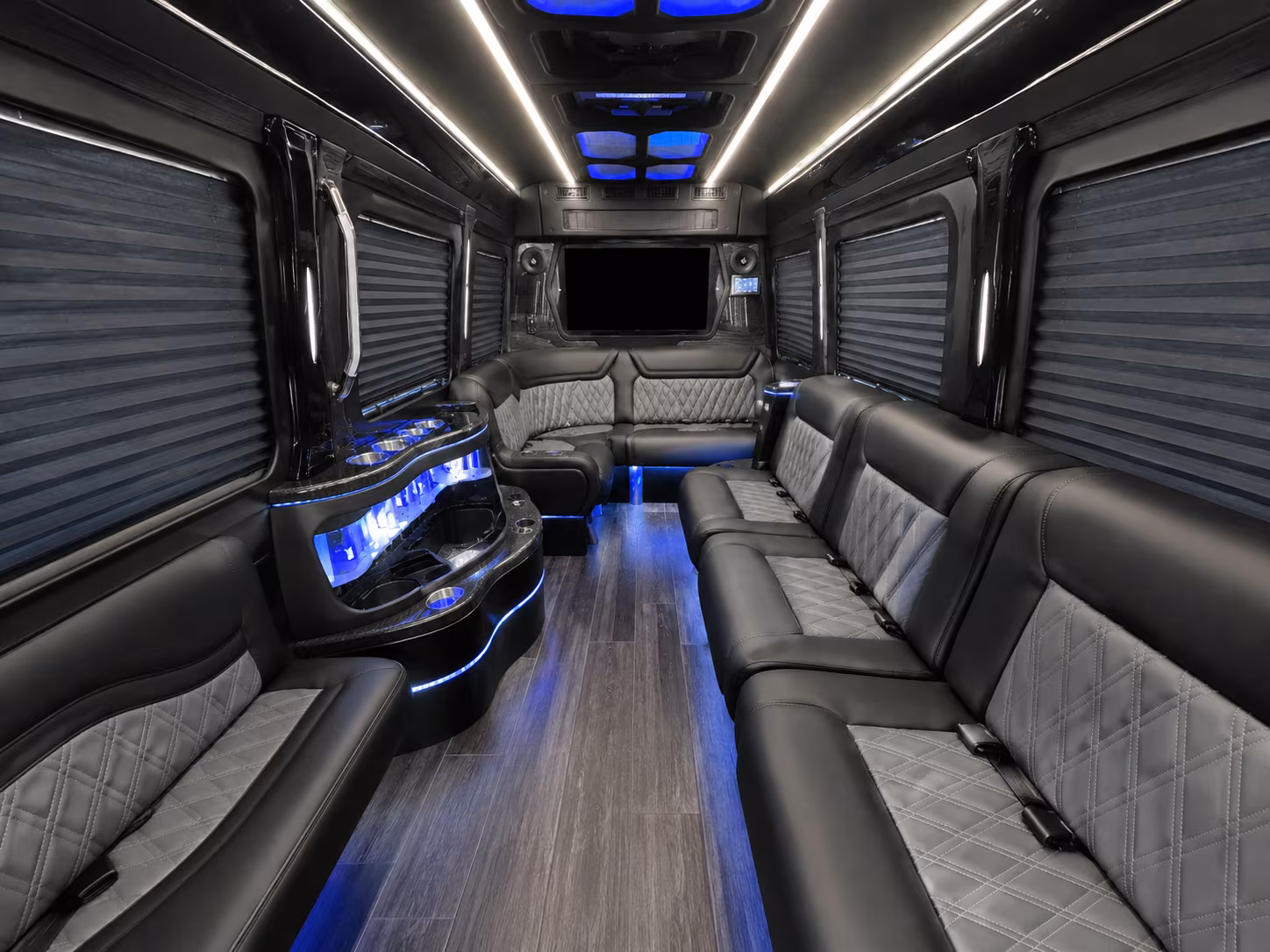 naples 40 passenger party bus